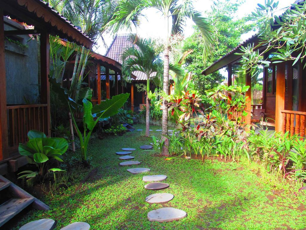 Eat Sleep Skate Hotel Sanur  Exterior photo