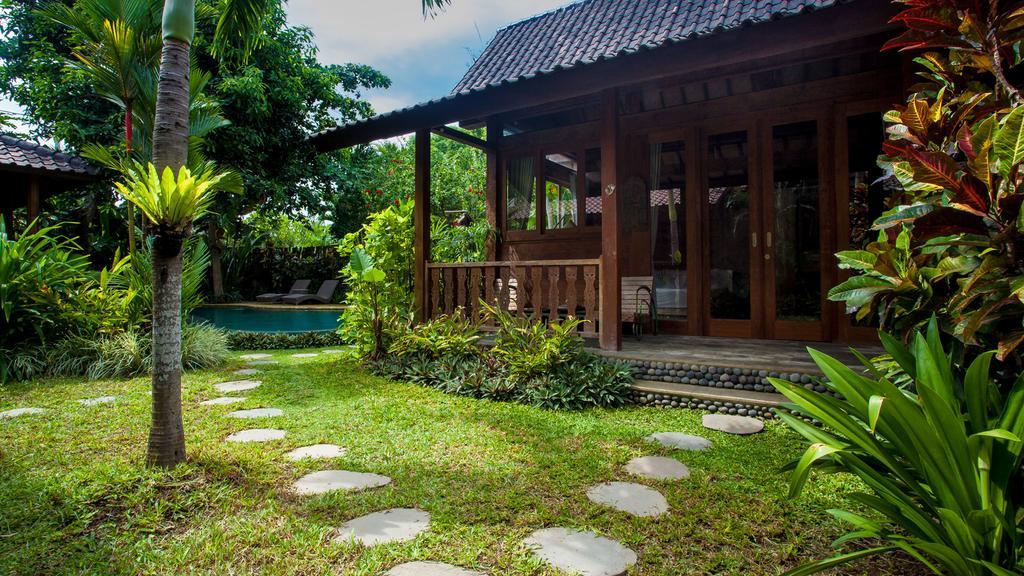 Eat Sleep Skate Hotel Sanur  Exterior photo